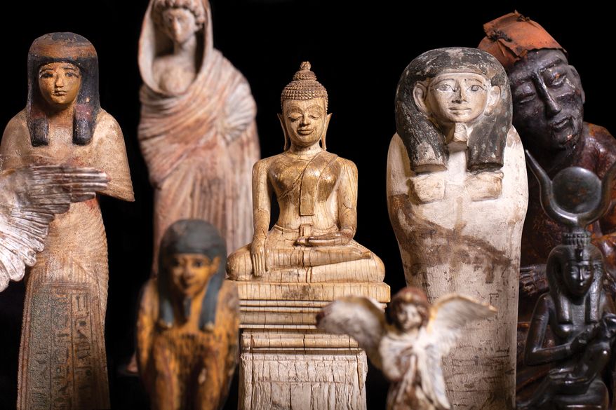 Antiquities from Sigmund Freud's collection | collection photography | © Freud Museum London