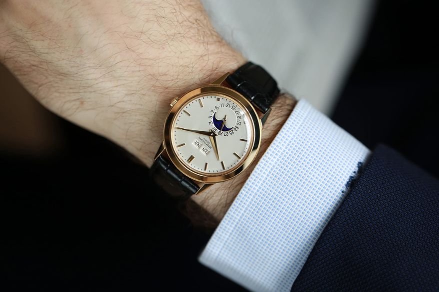 On-figure watches photography | social media & advertising | © Sotheby’s