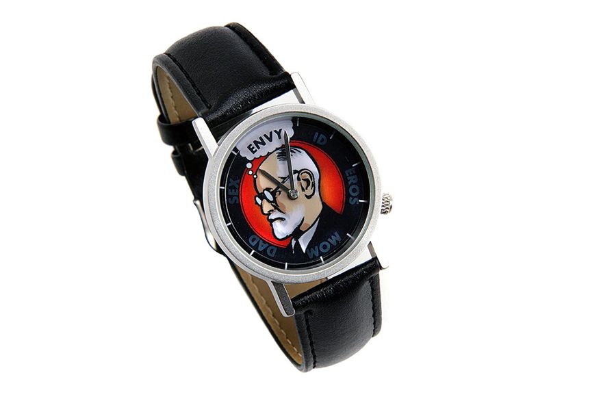 A selection of product photography created for the online shop & social media channels. Freud Watch